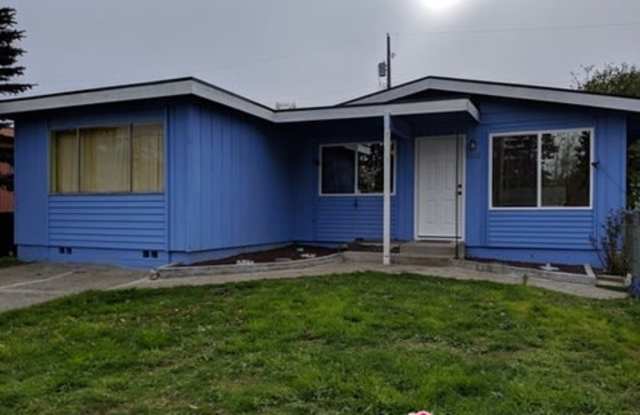 2322 S Ferry St - 2322 South Ferry Street, Tacoma, WA 98405