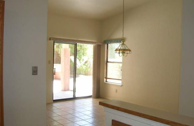 Nice Home in Las Alturas Gallery 3