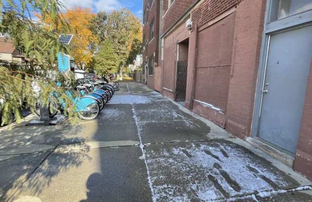 4058 W. Armitage Gallery 2