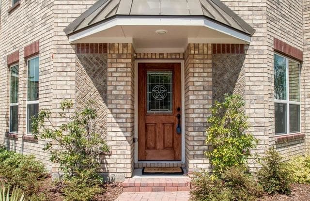 311 Lily Lane - 311 Lily Ln, Lewisville, TX 75057
