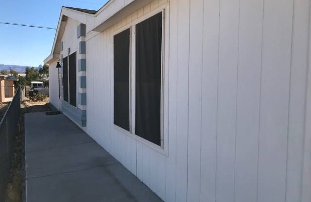 5718 Pasadena Ave - 5718 West Pasadena Avenue, Glendale, AZ 85301