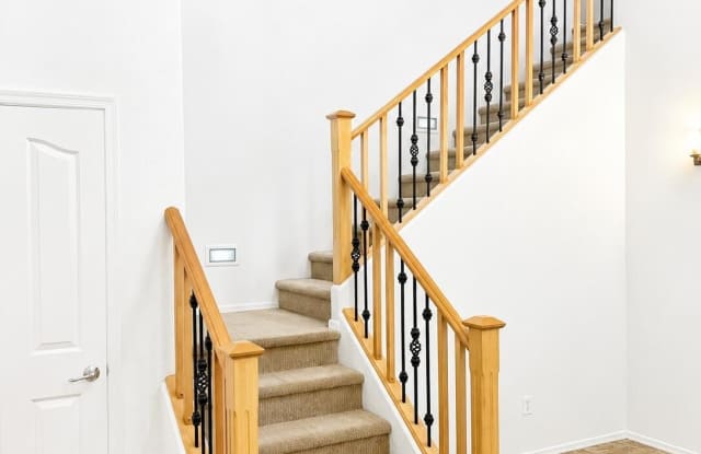 4325 E VALLEJO Court Gallery 3