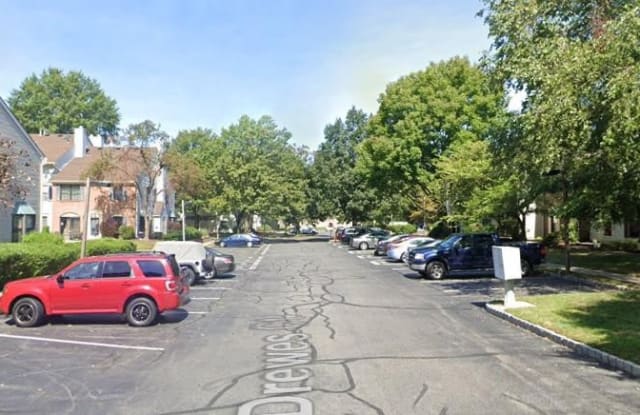 9 DREWES COURT - 9 Drewes Court, Mercer County, NJ 08648