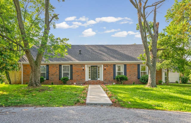 635 Country Club Lane Gallery 1