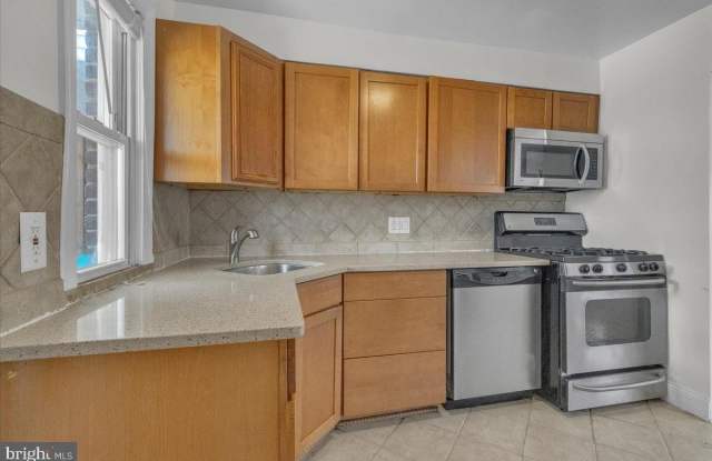 1193 46TH Place SE Gallery 3