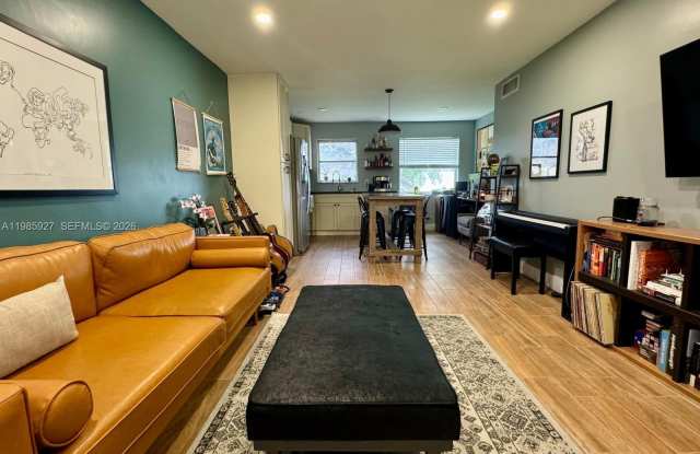 2840 Taylor St photos photos