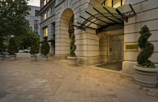 601 PENNSYLVANIA AVENUE NW - 601 Pennsylvania Avenue Northwest, Washington, DC 20004