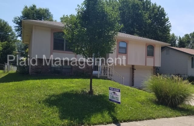 1417 North Blue Mills Road - 1417 N Blue Mills Rd, Independence, MO 64056