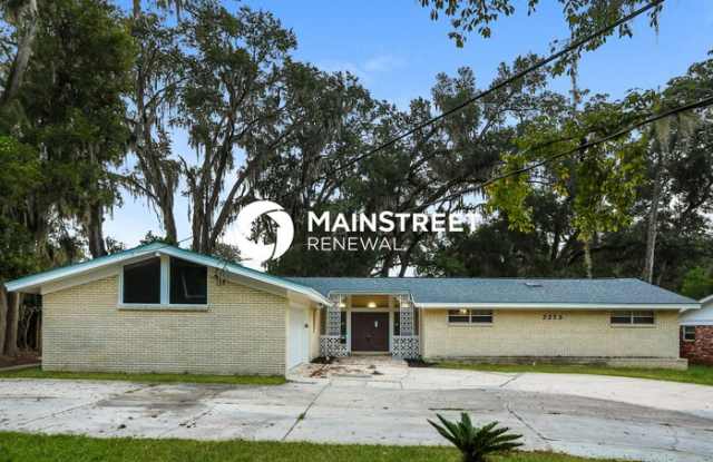 2273 Holly Leaf Lane photos photos