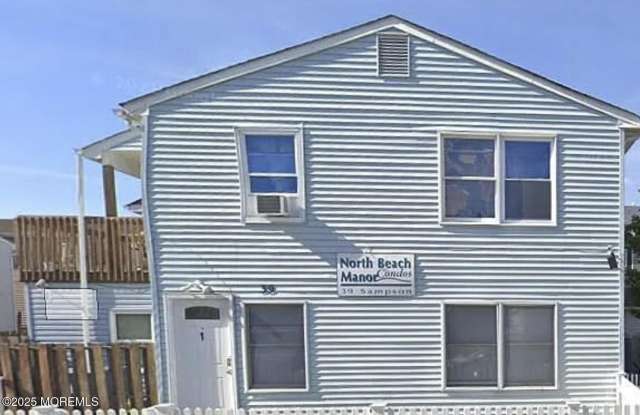 39 Sampson Avenue unit: 7 photos photos