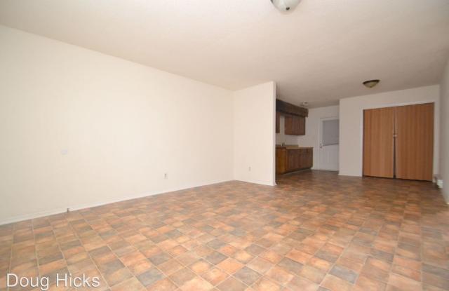 900 Edsel Ct Gallery 3