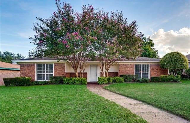 2612 E Park Boulevard - 2612 East Park Boulevard, Plano, TX 75074