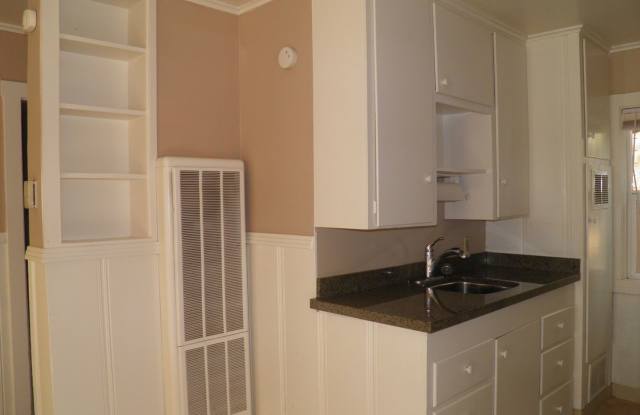Furnished Seasonal Rental - 948 Tata Lane, South Lake Tahoe, CA 96150