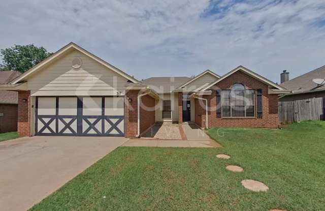 317 East Twelve oaks Terrace - 317 East Twelve oaks Terrace, Mustang, OK 73064
