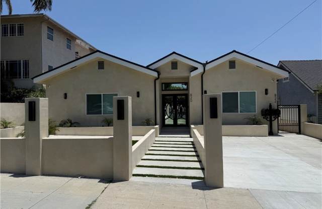 820 E Tujunga Avenue photos photos