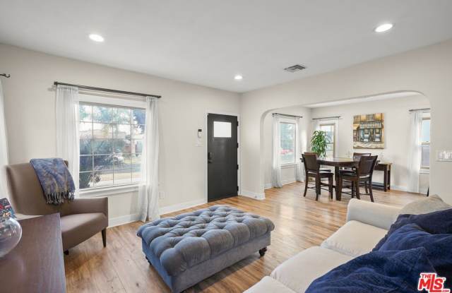 1828 W 84th St - 1828 West 84th Street, Los Angeles, CA 90047