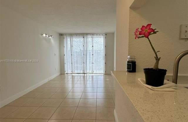8145 NW 7th St photos photos