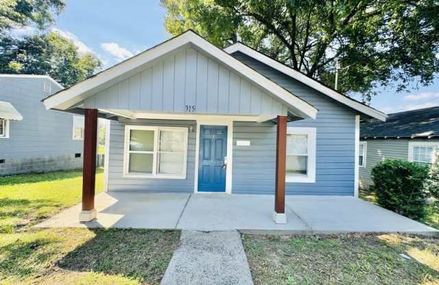 915 N Oakland St - 915 North Oakland Street, Gastonia, NC 28054