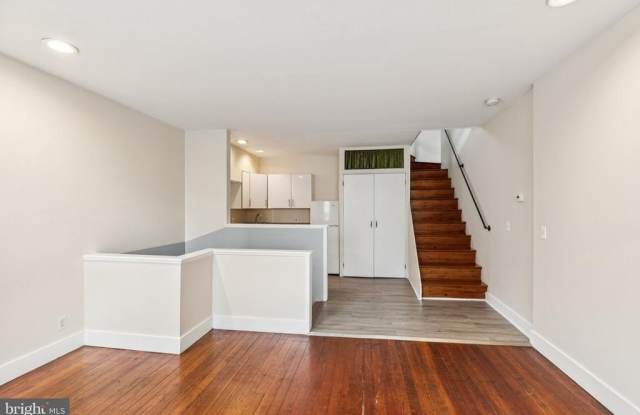 918 E PASSYUNK AVENUE photos photos