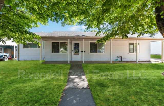 2986 S Fairfax St - 2986 South Fairfax Street, Denver, CO 80222