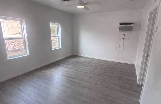 1104 4th St. Unit A Gallery 4