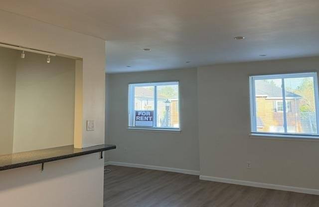 15137 BEVERLY Drive Gallery 4