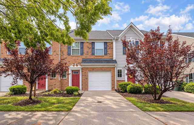 Townhome in White hall Gallery 1