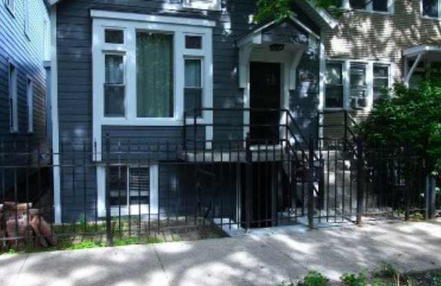 1864 N Bissell Street photos photos