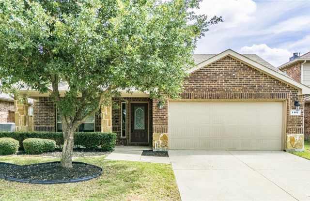 1107 Dickenson Drive Gallery 2