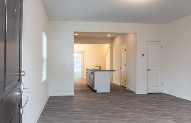 BEAUTIFUL 2 Bedroom Townhome in Midland - AVAILABLE January 2026 Gallery 4