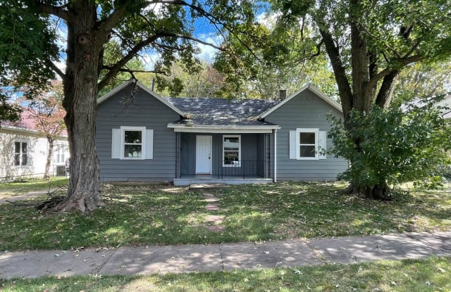 2226 N Prospect Ave - 2226 North Prospect Avenue, Springfield, MO 65803