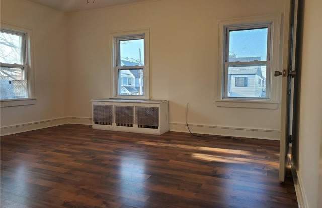 40 Amity Street Gallery 2