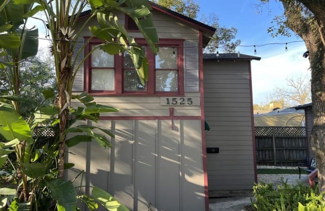 1525 Landon Ave photos photos