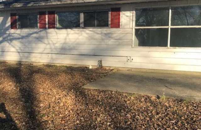 4811 N Kenyon Dr - 4811 North Kenyon Drive, Lawrence, IN 46226