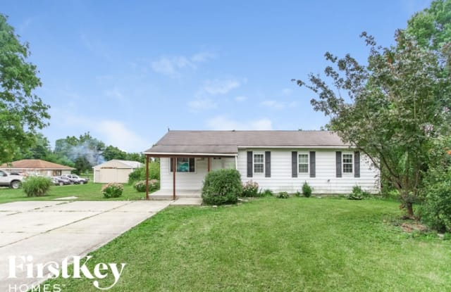 4335 South Lynhurst Drive - 4335 South Lynhurst Drive, Indianapolis, IN 46221