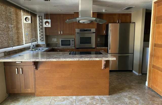 3328 S ELM Street - 3328 South Elm Street, Tempe, AZ 85282 3328 S ELM Street - 3328 South Elm Street, Tempe, AZ 85282