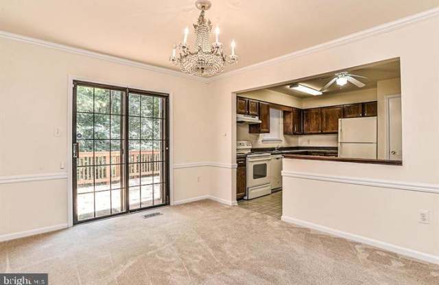 10205 SCARBOROUGH COMMONS COURT Gallery 4