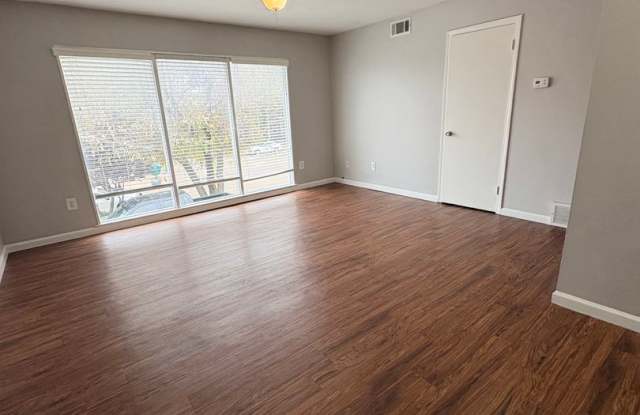 The Midtowner photos photos