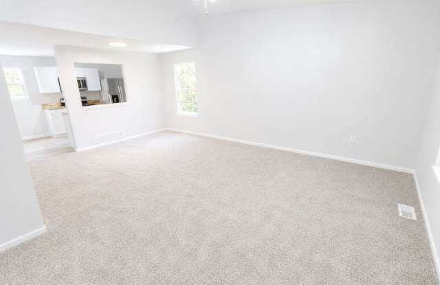 Luxury is Built-In. Not Tacked On, With this Large Duplex. Gallery 3