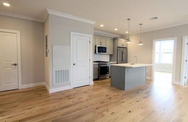 31 Orleans St. photos photos