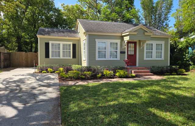 2/2 DOWNTOWN ORLANDO HOME FOR RENT - 1308 East Marks Street, Orlando, FL 32803