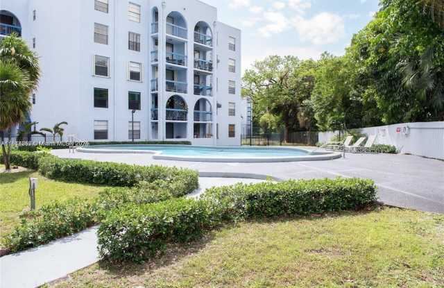 9460 Fontainebleau Blvd photos photos