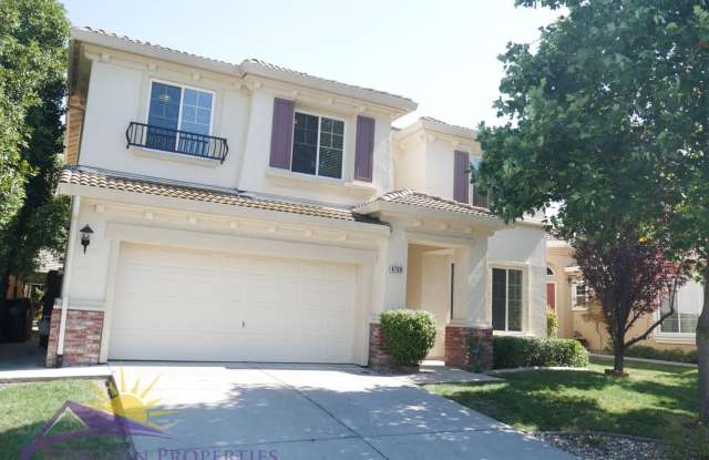 Spacious Two-story 5 Bed 3 Bath 3,024 sqft North Natomas Home - 4768 Savoie Way, Sacramento, CA 95835