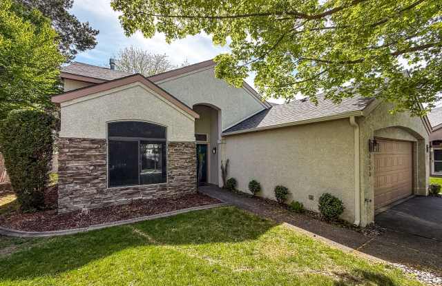 Single-Story Home in Horn Rapids - 2556 Prestwick Drive, Richland, WA 99354 Single-Story Home in Horn Rapids - 2556 Prestwick Drive, Richland, WA 99354