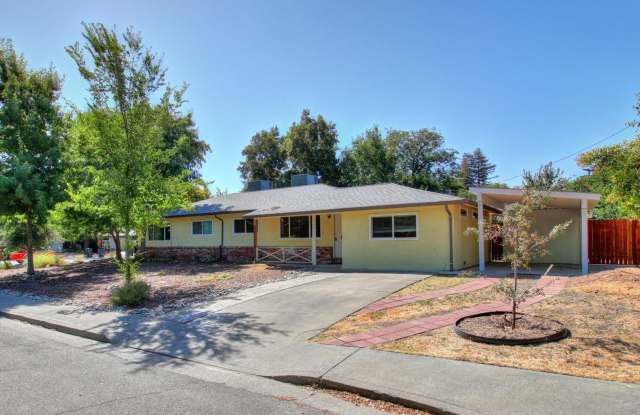Charming 3 bedroom 2 bath-Fall rental - 504 Villanova Drive, Davis, CA 95616