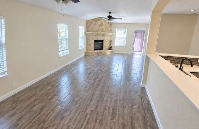 15727 COTTON TAIL LN Gallery 1