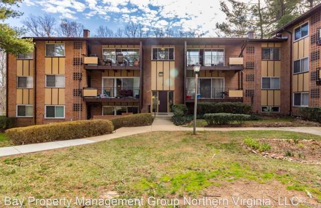 10165 MOSBY WOODS DR #213 Gallery 2