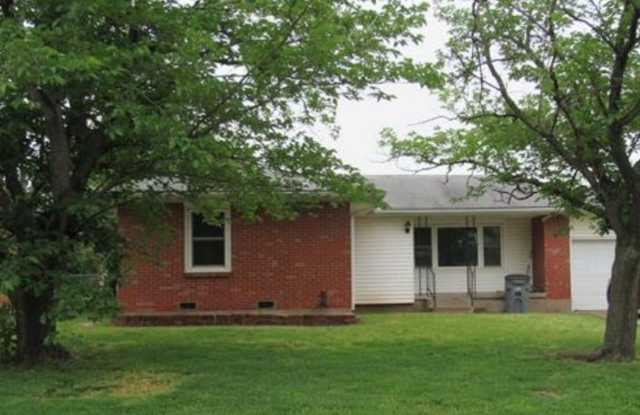 3818 NW Bell- AVAILABLE NOW! photos photos