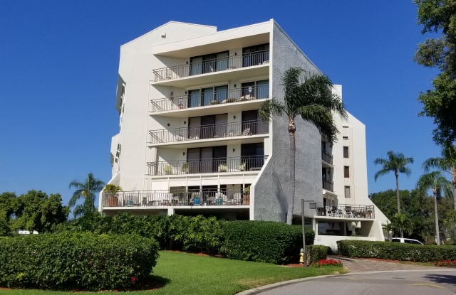 5700 Escondida Blvd S Apt 404 - 5700 Escondida Boulevard South, St. Petersburg, FL 33715