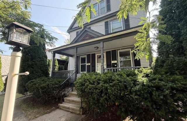 143 Harrison Street Gallery 3